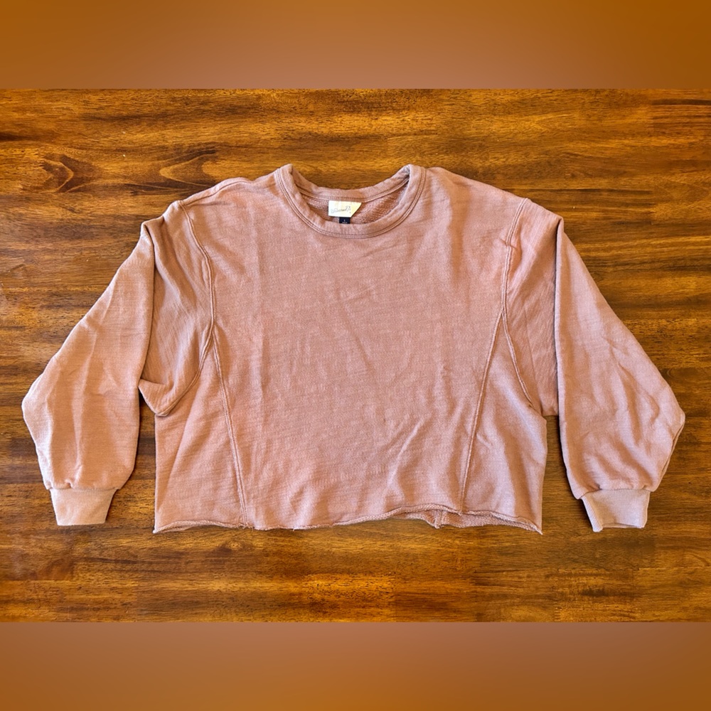 Universal Thread cropped raw edge sweatshirt Size L